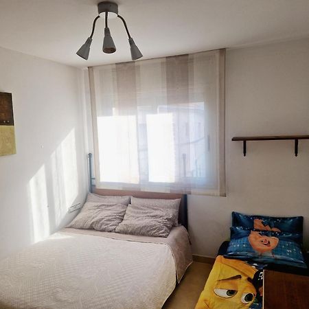 Apartamento En Segunda Linea De Mar, Wifi & A.C Cubelles Εξωτερικό φωτογραφία